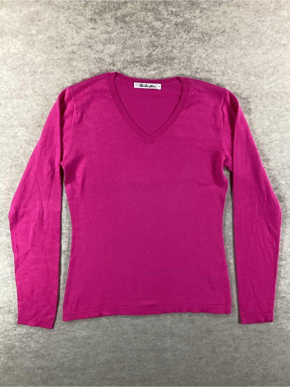 Caroline Grace V-Neck Long Sleeve Top in Hot Pink